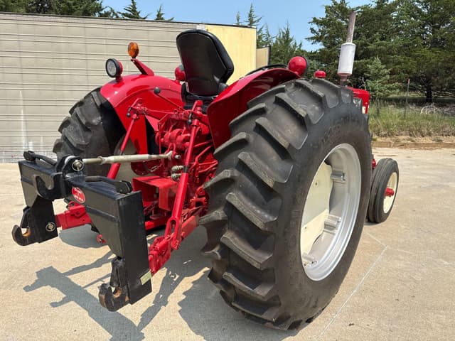 Image of International Harvester 544 equipment image 3