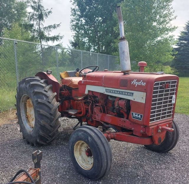Image of International Harvester 544 equipment image 1