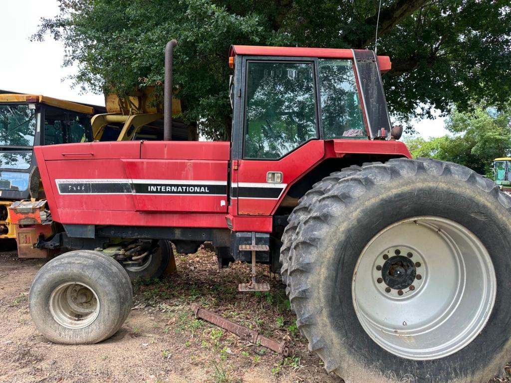Image of International Harvester 5488 Primary image
