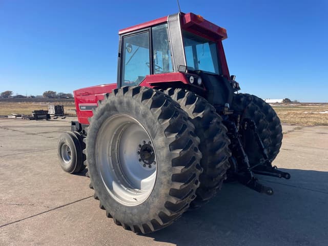 Image of International Harvester 5488 equipment image 4