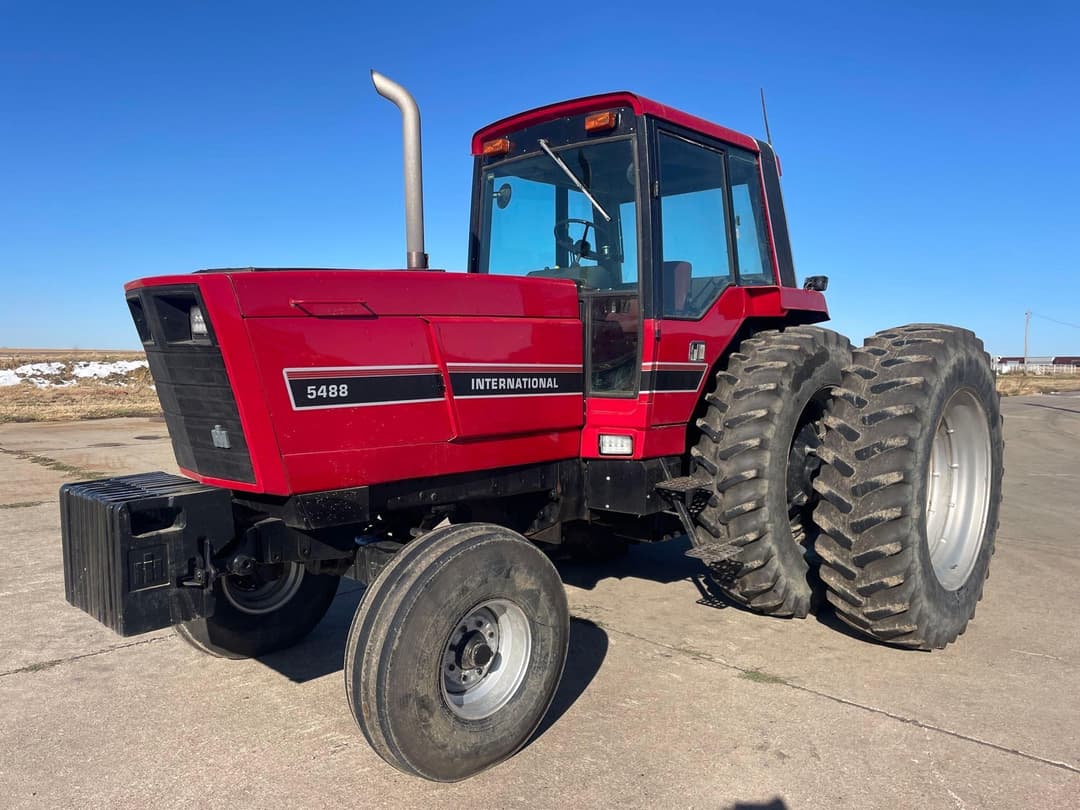 Image of International Harvester 5488 Primary image