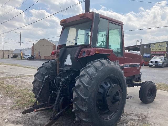 Image of International Harvester 5488 equipment image 3