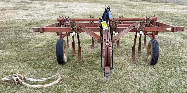 Image of International Harvester 55 equipment image 2