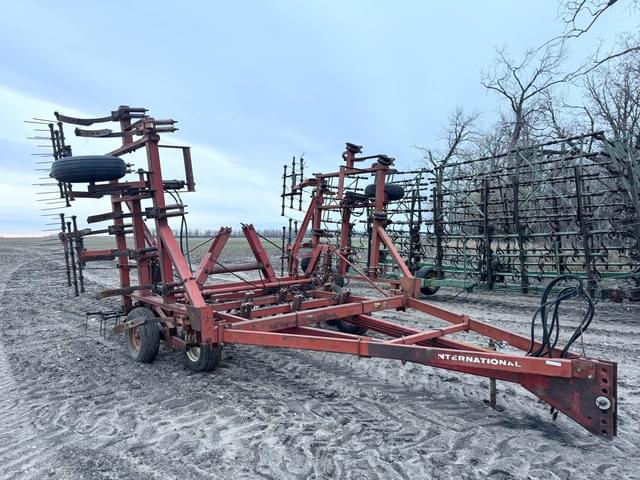 Image of International Harvester 55 equipment image 1