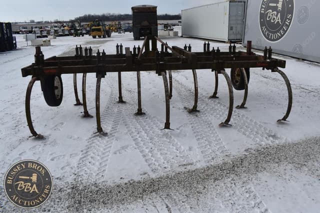 Image of International Harvester 55 equipment image 3