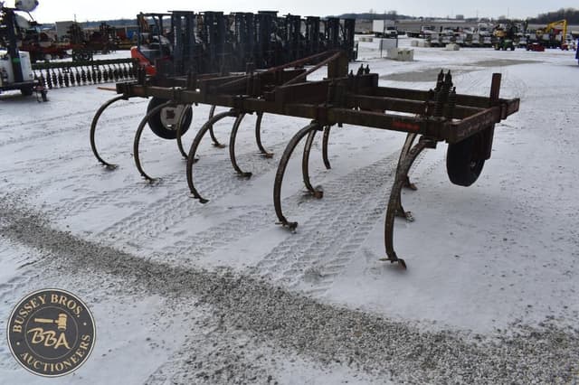 Image of International Harvester 55 equipment image 4