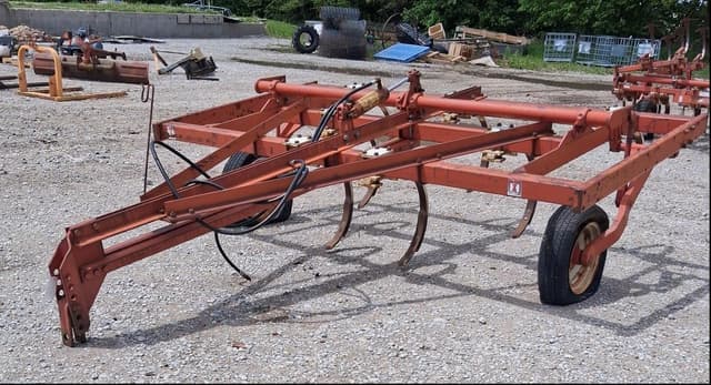 Image of International Harvester 55 equipment image 1