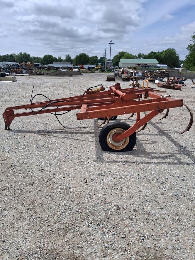 Image of International Harvester 55 equipment image 3