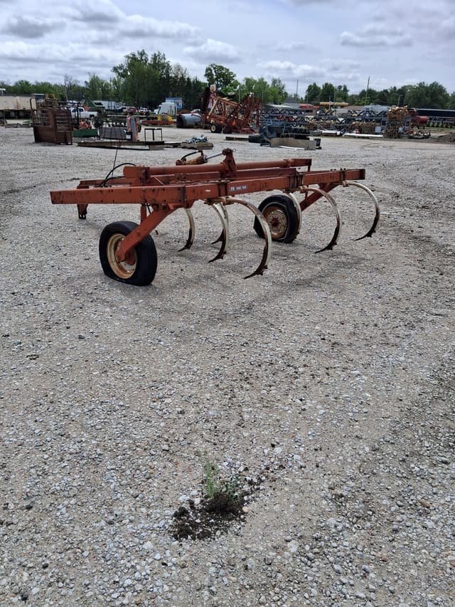 Image of International Harvester 55 equipment image 4