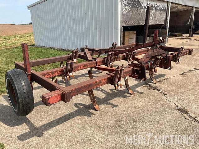 Image of International Harvester 55 equipment image 1