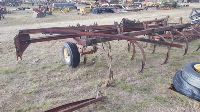 Image of International Harvester 55 equipment image 4