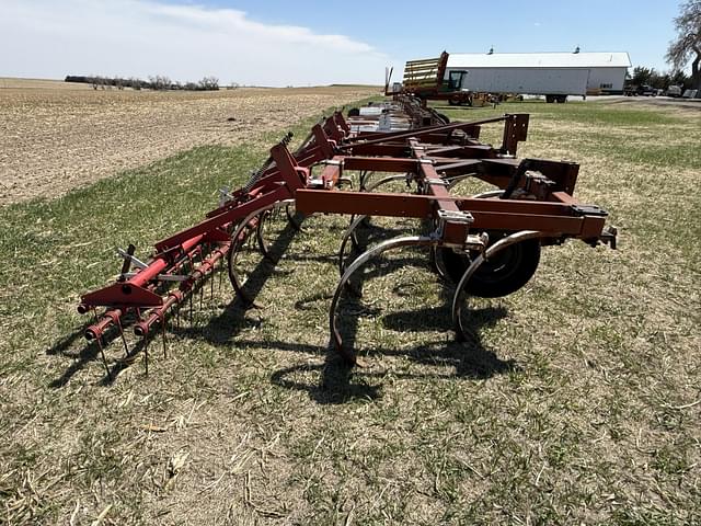 Image of International Harvester 55 equipment image 3
