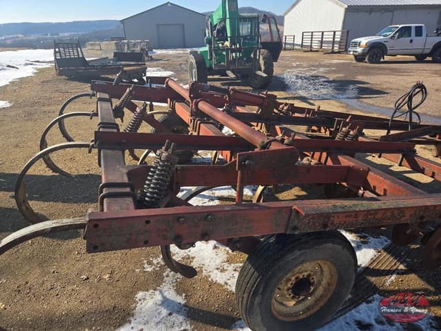 Image of International Harvester 55 equipment image 3