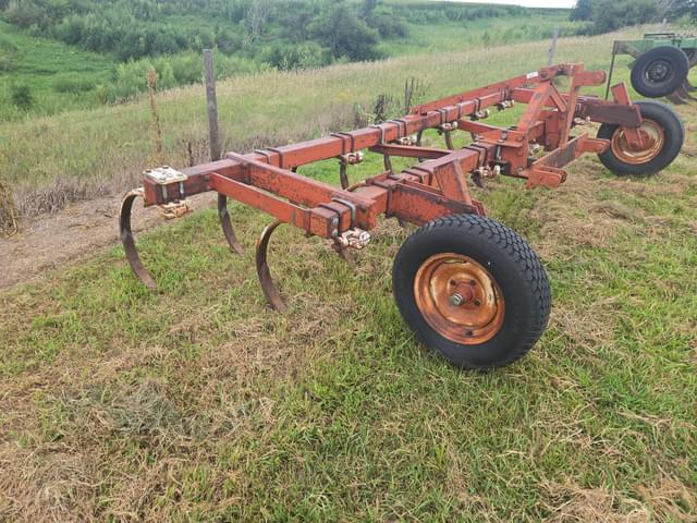 Image of International Harvester 55 equipment image 1