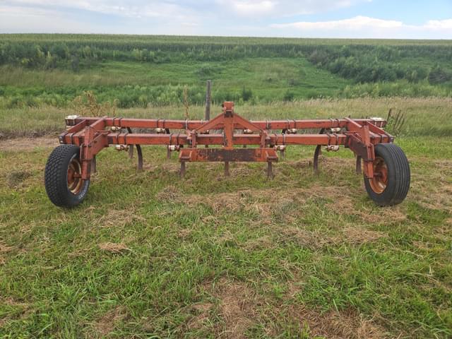 Image of International Harvester 55 equipment image 2