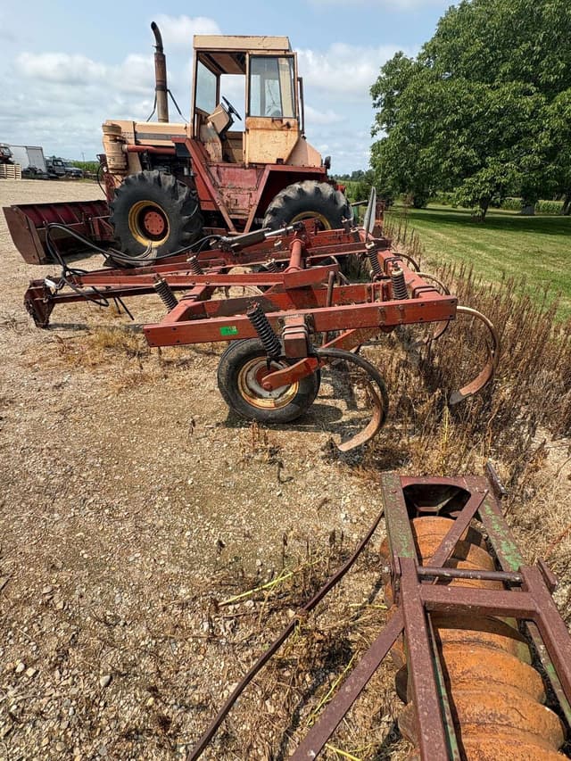 Image of International Harvester 55 equipment image 1