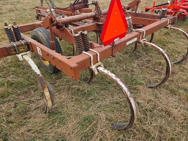 Image of International Harvester 55 equipment image 2