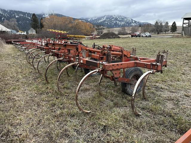 Image of International Harvester 55 equipment image 3