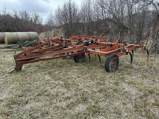 Image of International Harvester 55 equipment image 1