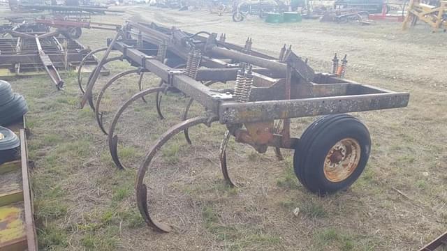 Image of International Harvester 55 equipment image 2