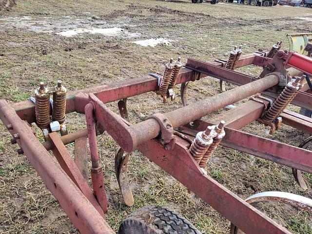 Image of International Harvester 55 equipment image 3