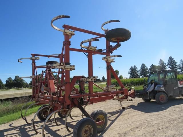 Image of International Harvester 55 equipment image 2