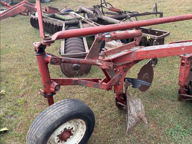 Image of International Harvester 550 equipment image 4