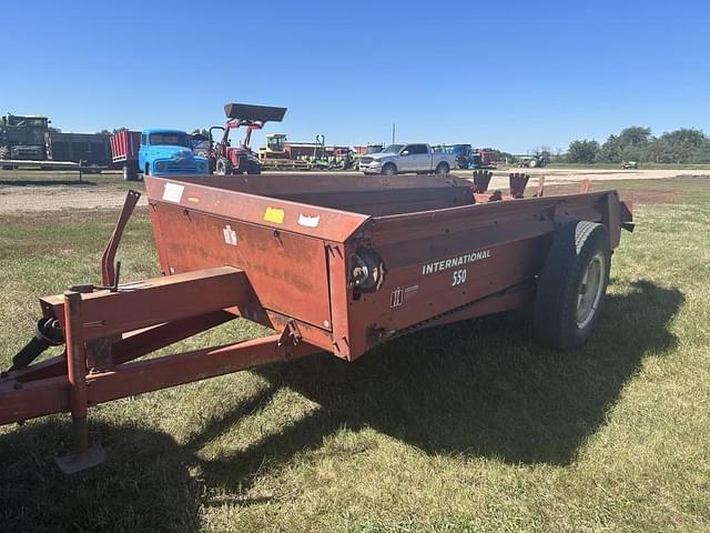 Image of International Harvester 550 equipment image 4