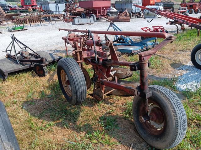 Image of International Harvester 550 equipment image 3