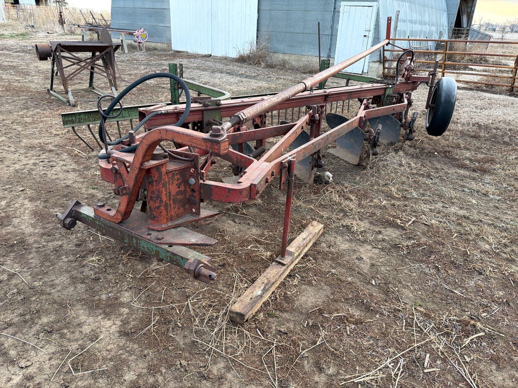 International Harvester 550 Equipment Image0