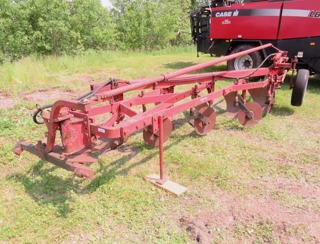 Image of International Harvester 550 equipment image 1