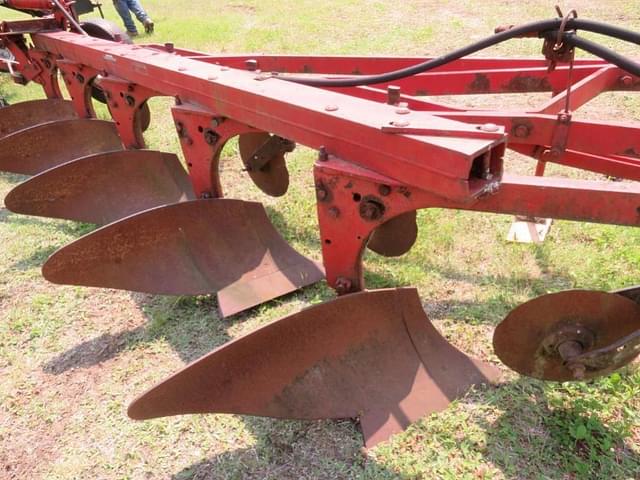 Image of International Harvester 550 equipment image 4
