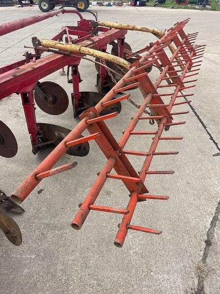 Image of International Harvester 550 equipment image 3