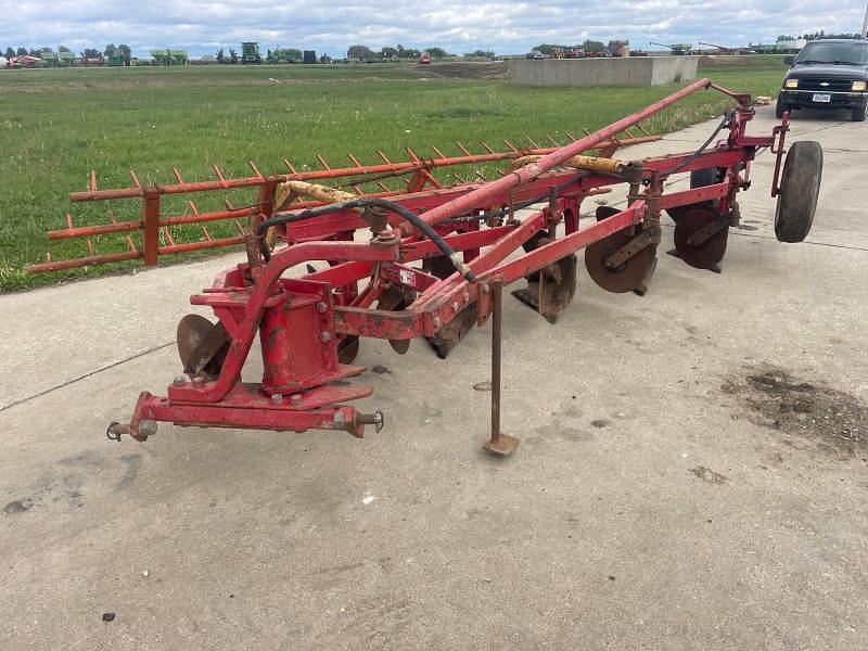 Image of International Harvester 550 Primary image