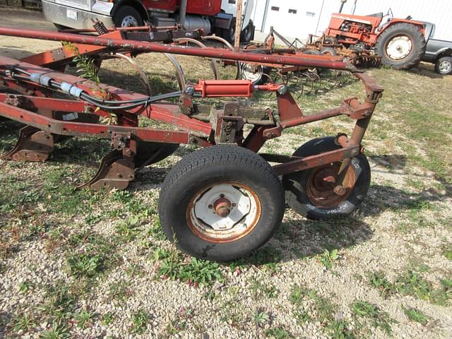 Image of International Harvester 550 equipment image 3