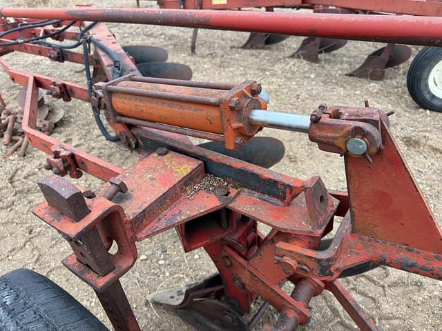 Image of International Harvester 550 equipment image 3