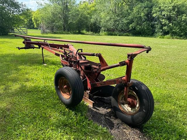 Image of International Harvester 550 equipment image 4