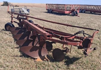 Main image International Harvester 550