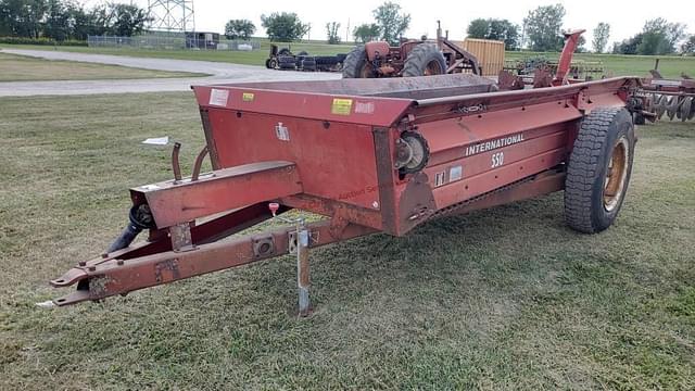 Image of International Harvester 550 equipment image 2