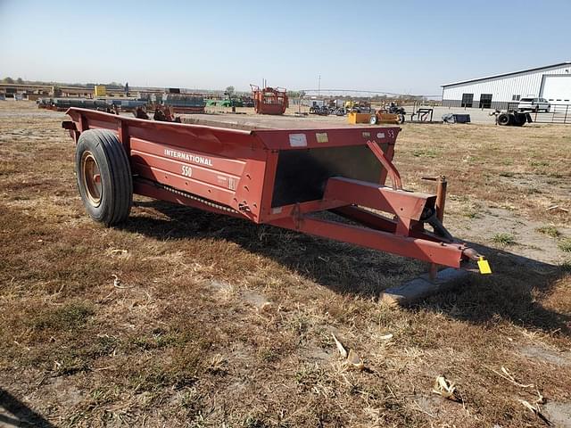 Image of International Harvester 550 equipment image 1