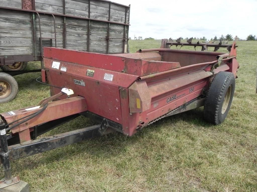 Case IH 550 Equipment Image0