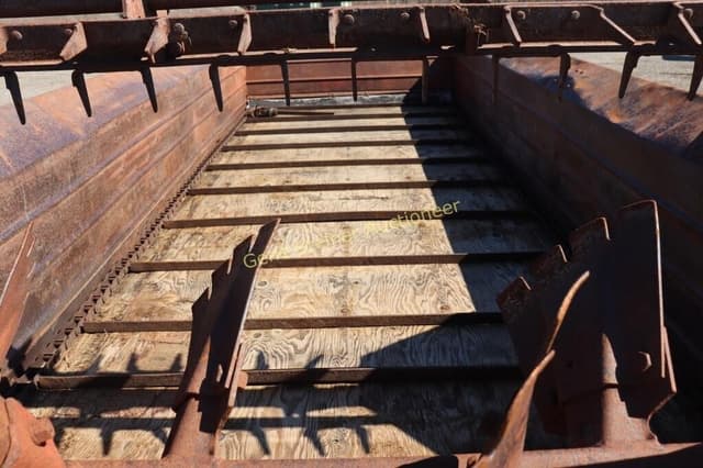 Image of International Harvester 550 equipment image 4