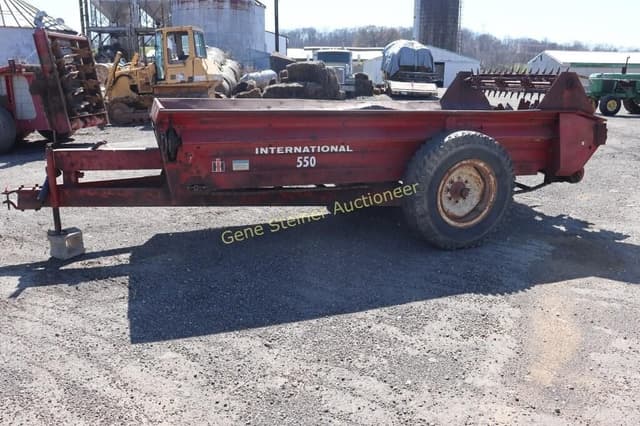 Image of International Harvester 550 equipment image 2