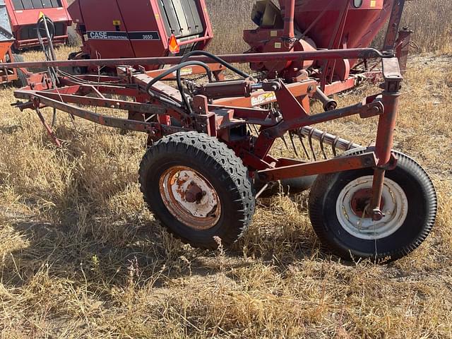 Image of International Harvester 550 equipment image 3