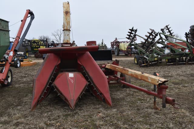 Image of International Harvester 550 equipment image 2