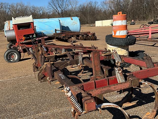 Image of International Harvester 5500 equipment image 3