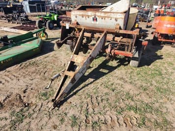 Main image International Harvester 56