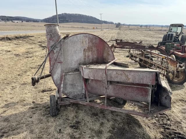 Image of International Harvester 56 equipment image 3