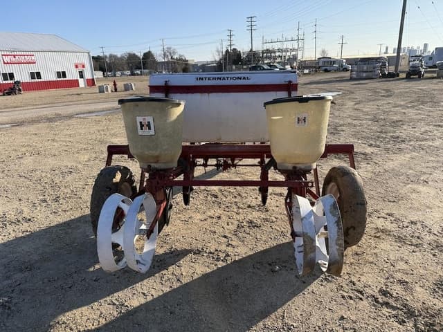 Image of International Harvester 56 equipment image 4