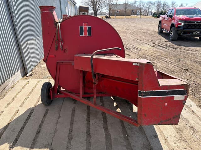 Image of International Harvester 56 equipment image 2